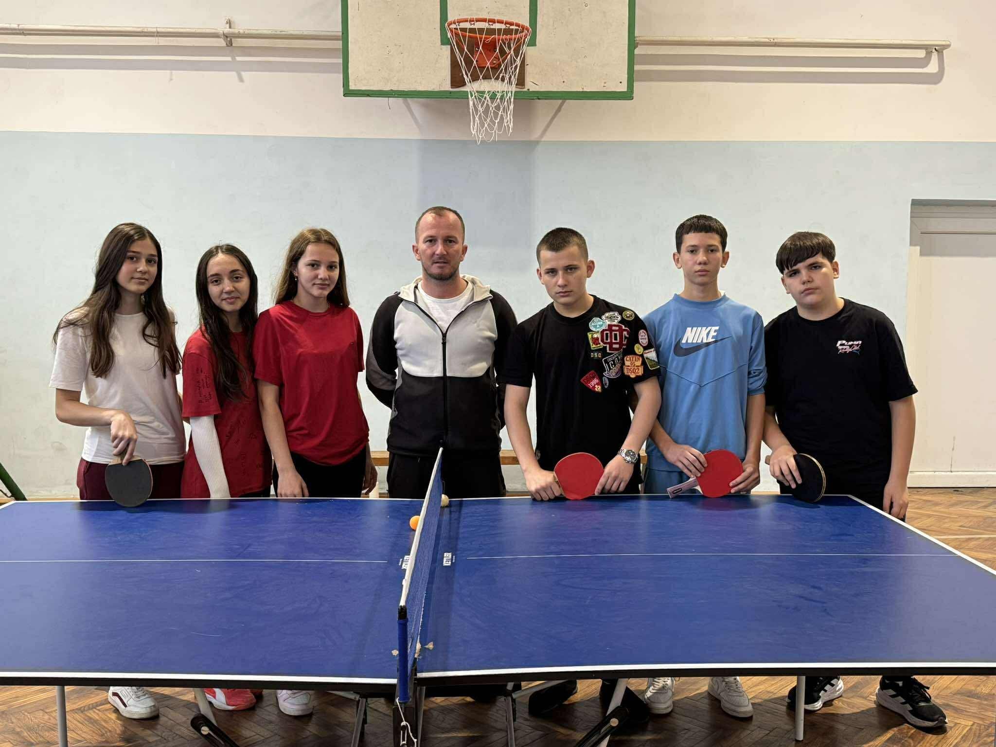 SHFMU “Bekim Sylka” nga Rahoveci shkëlqen në garat e pingpongut – zë vendin e parë në të dyja kategoritë.